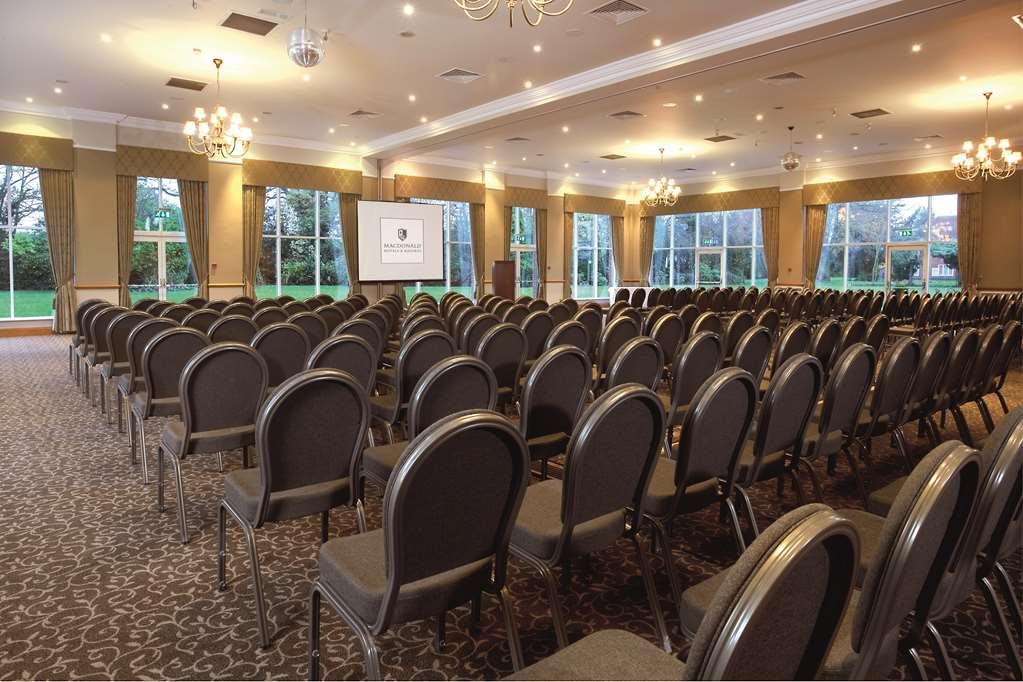 Macdonald Craxton Wood Hotel & Spa Ledsham  Facilidades foto
